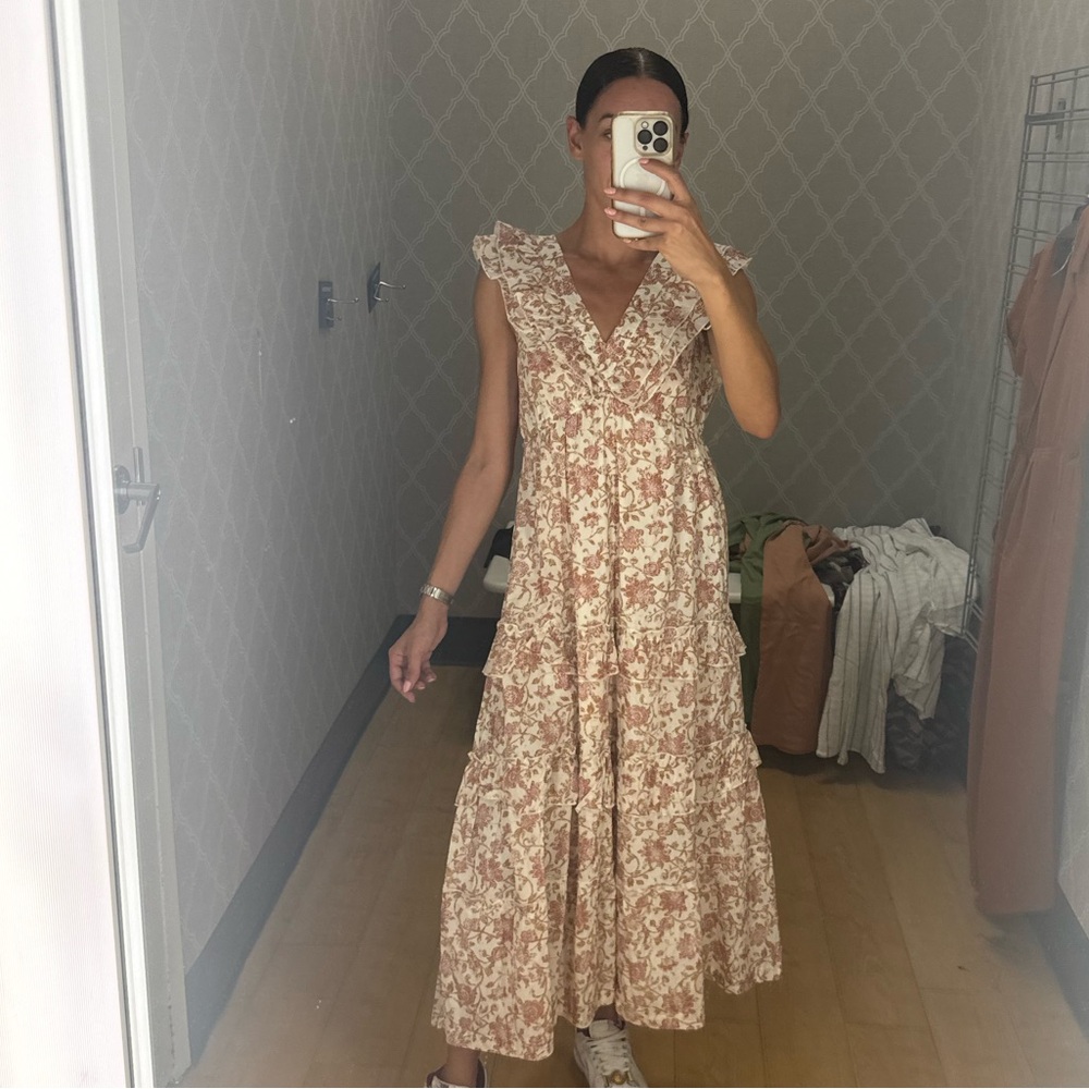 Floral Sleeveless Maxi Dress